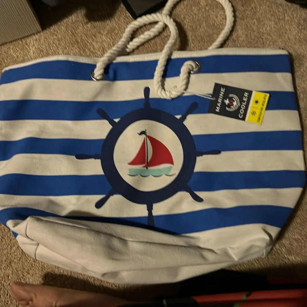 Cooler bag NWT